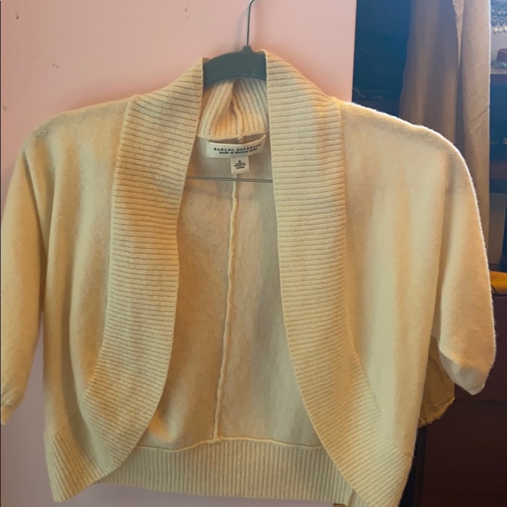 Banana republic beige sweater